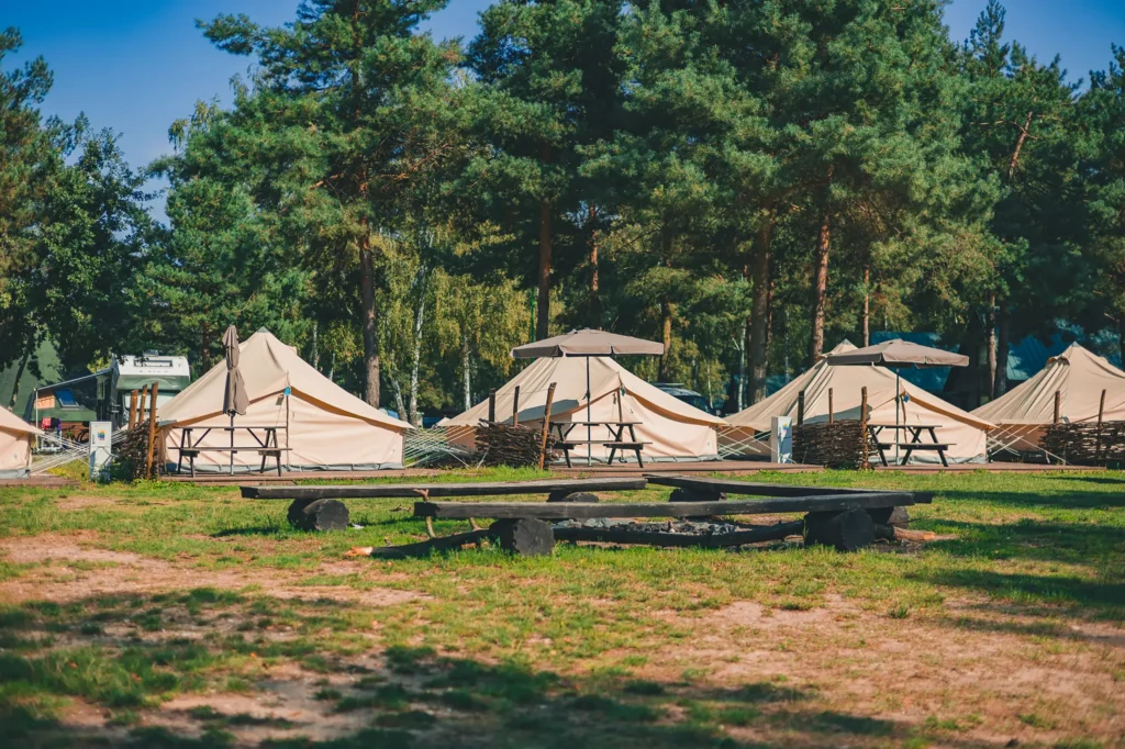 Svitap - Stromeyer stany a přístřešky v kempu Stříbrňák